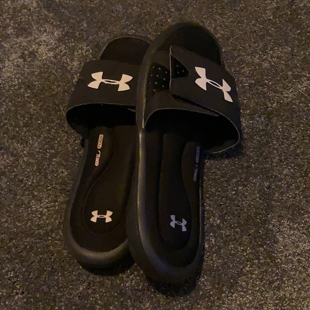 male slippers